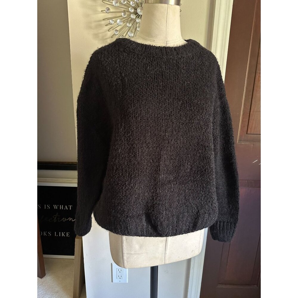 NWT ID Identity black sweater Small